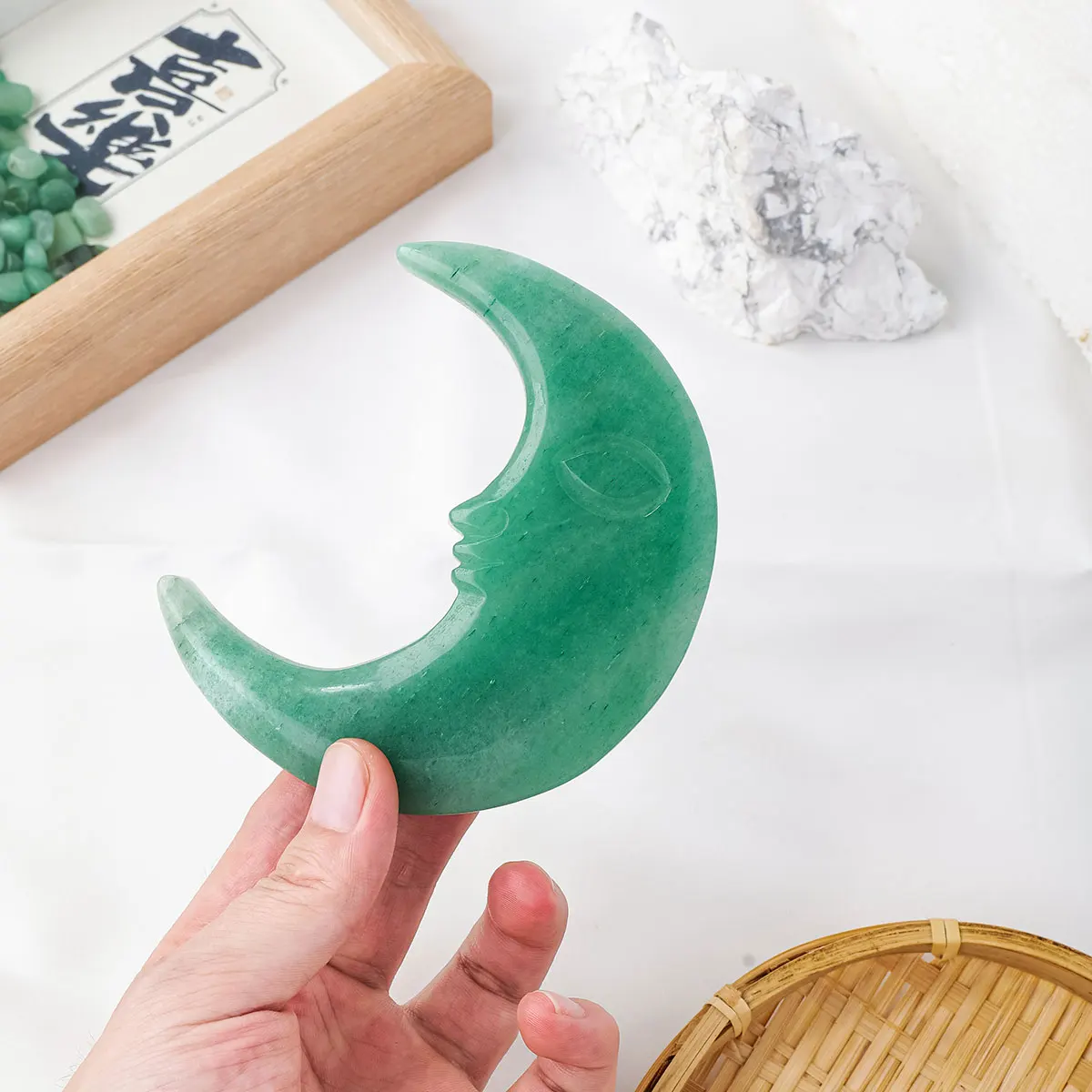 Wholesale new product Healing Quartz Natural carvings Moon face ornament crafts
