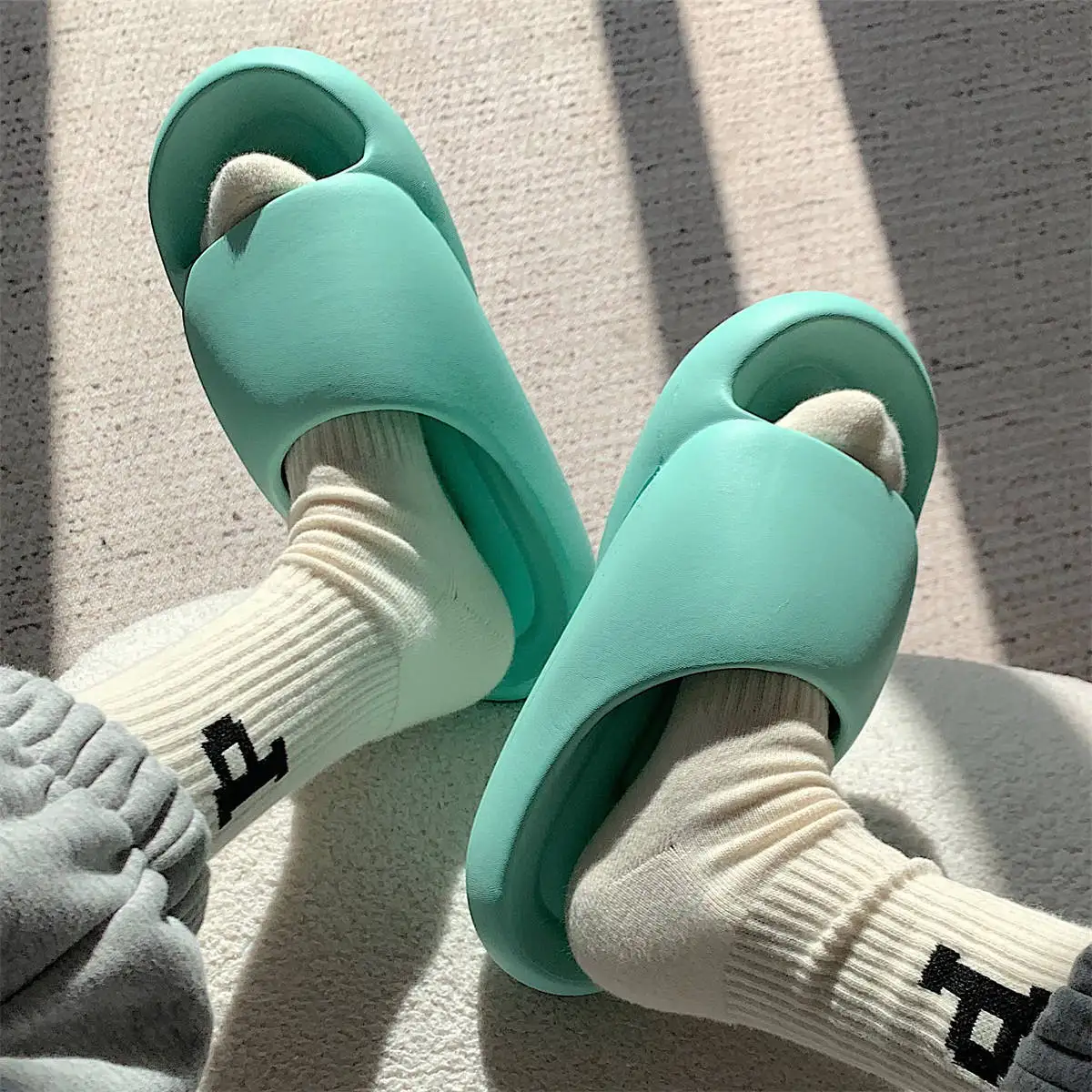 RTS Wholesale High Quality Cheap House In Door Slippers Slides Slippers Couples Comfortable Full Eva Slippers For Women