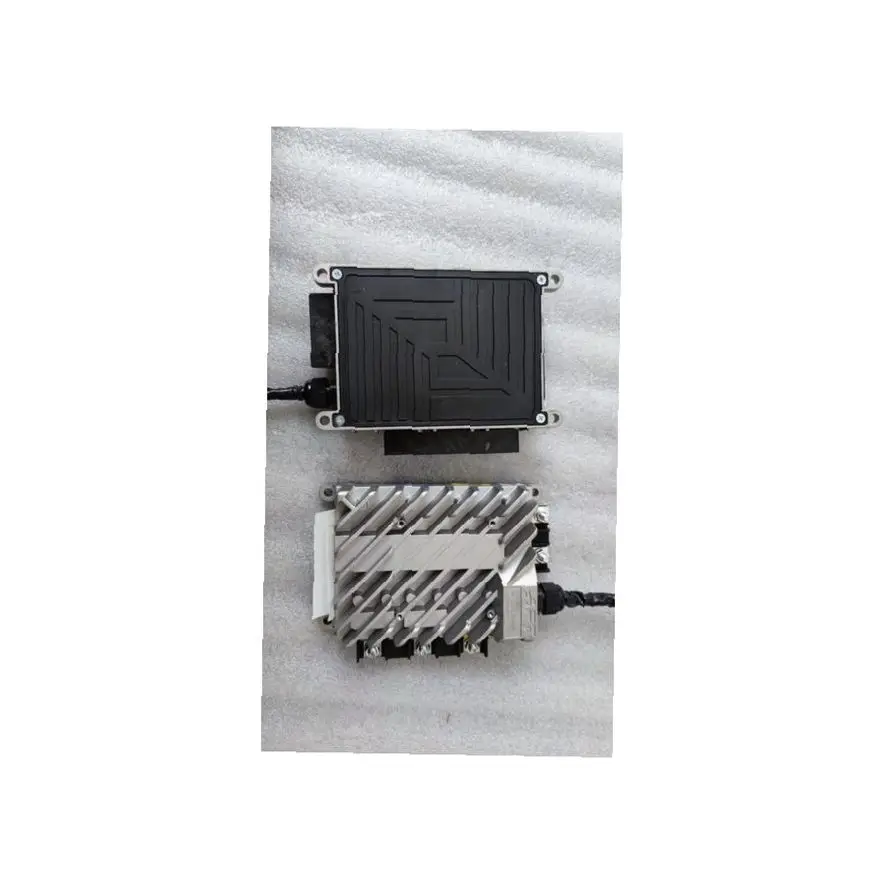 Professional  New Wide Operating Temprature Factory Wholesale APT1703 Series PMSM Drive Controller For Low Power Logistics Truck