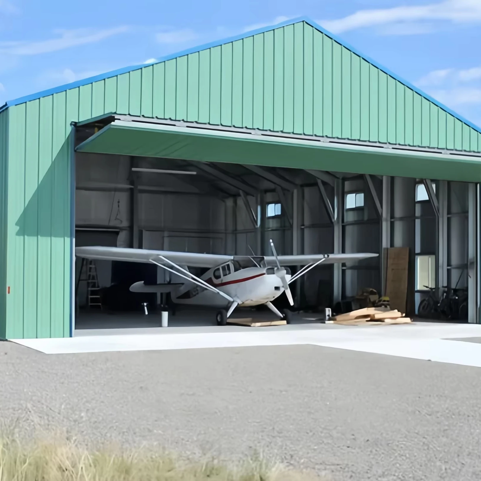 China Design Customized Light Weight Prefabricated Steel Aircraft Hangar