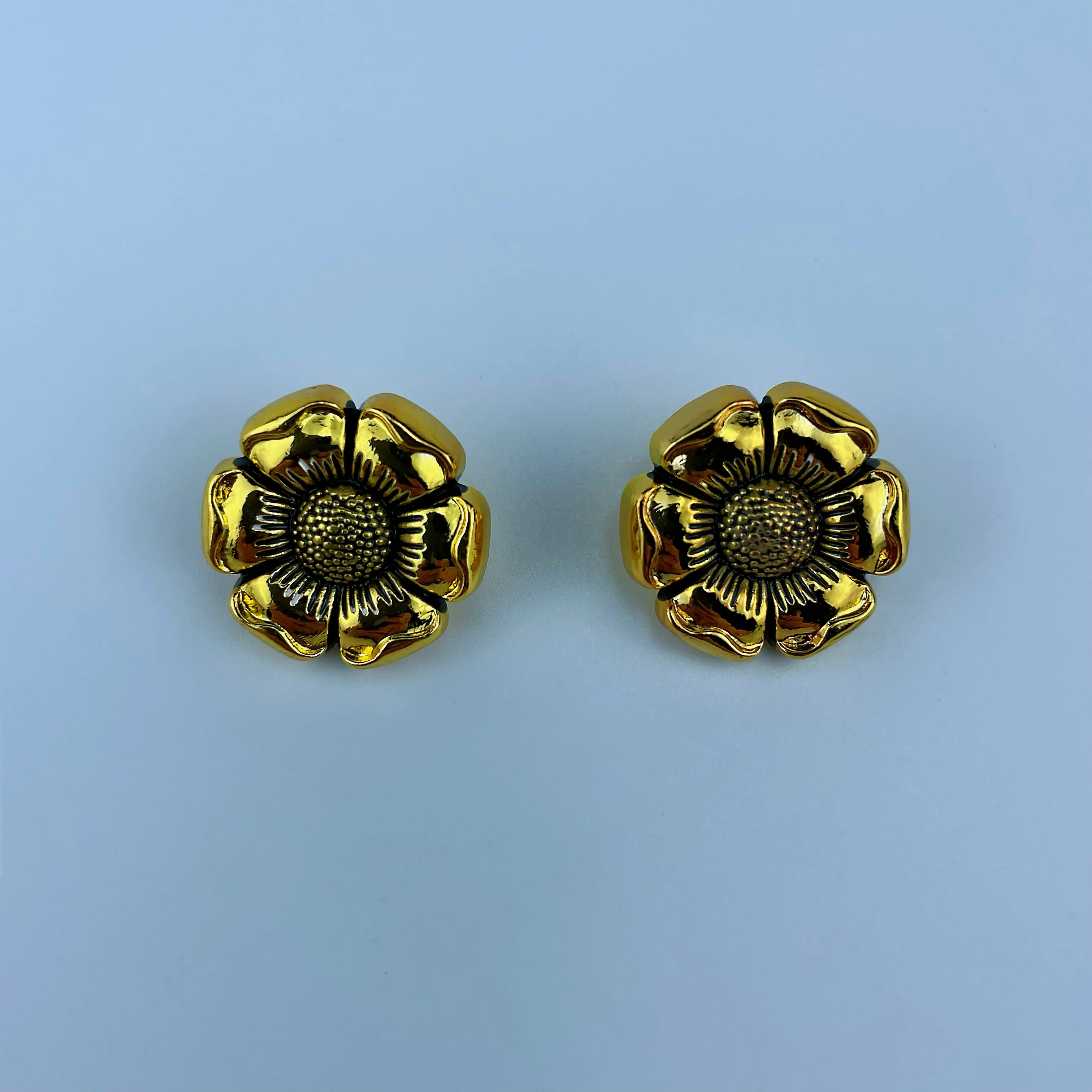 Rhinestone Metal alloy brass sewing button cover fancy Shirt Buttons for men studded skull patterns clothes garment accessories