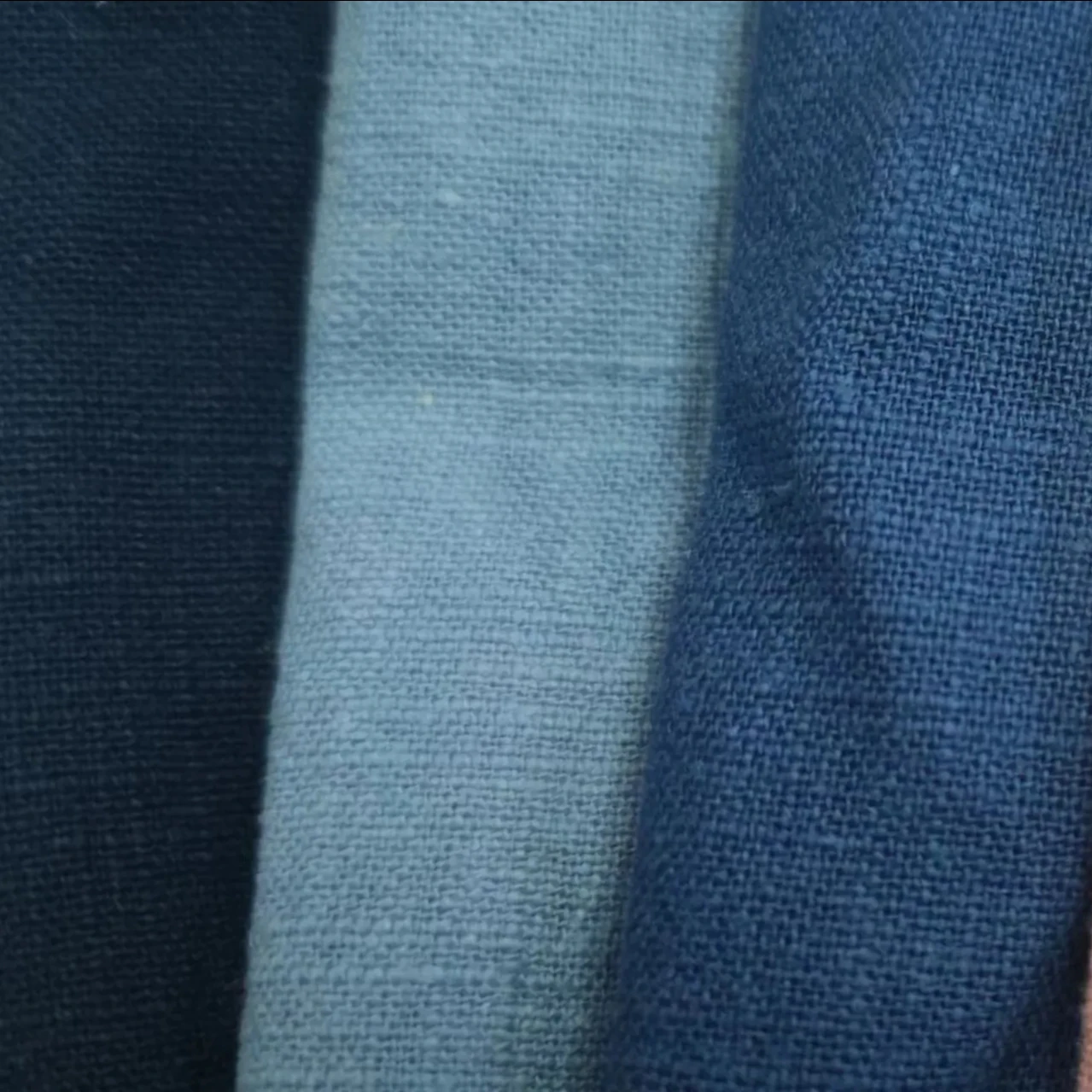 Ramie/cotton fabric in stock.Hot selling hemp two-tone chambray style colorful cotton soft yarn dyed slub linen shirting fabric