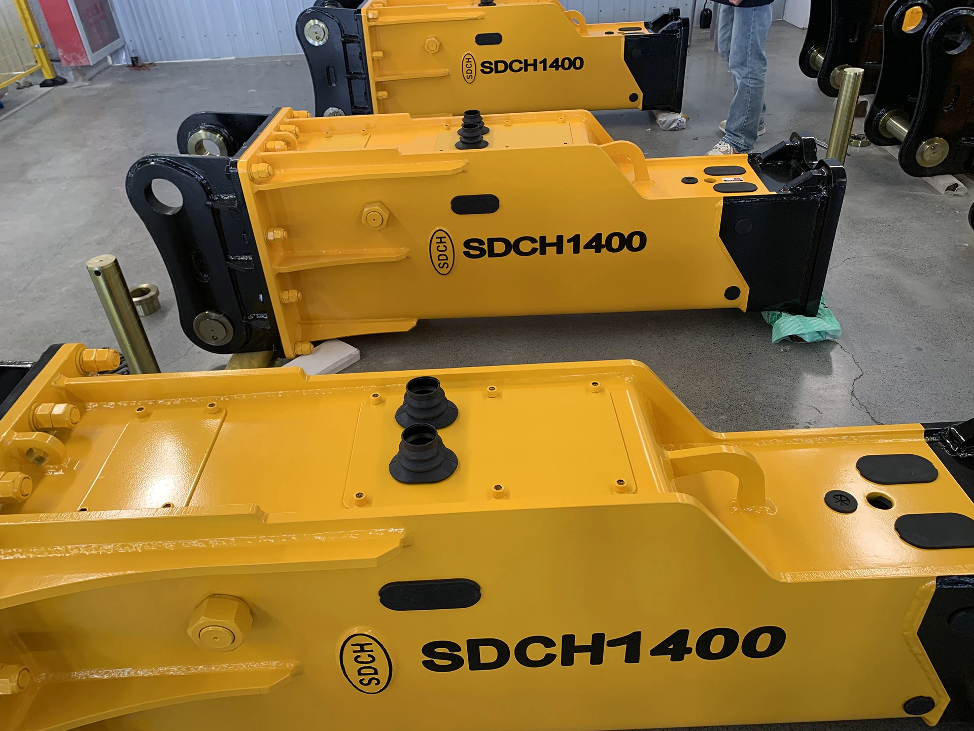 Silence Box Type Rock Stone Breaking Tools 20 Ton Excavator Hydraulic Hammer For Construction Machinery Works