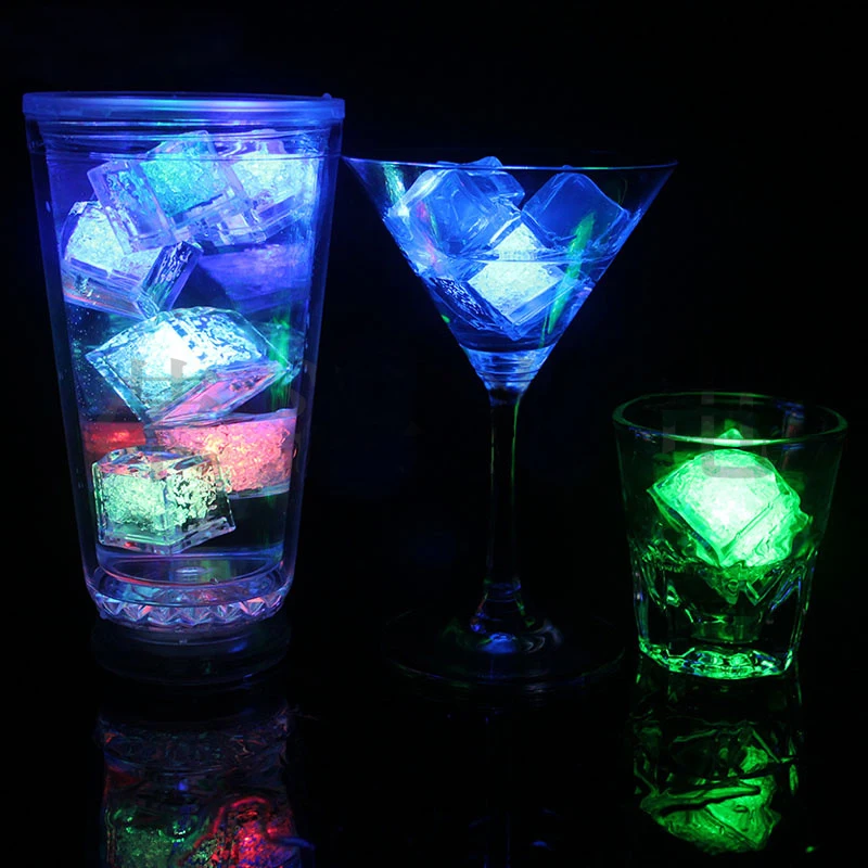 Water Conductive Luminescent LED Ice Cubes Flashing Party drinking Decoration with Colorful Plastic PS ice cube