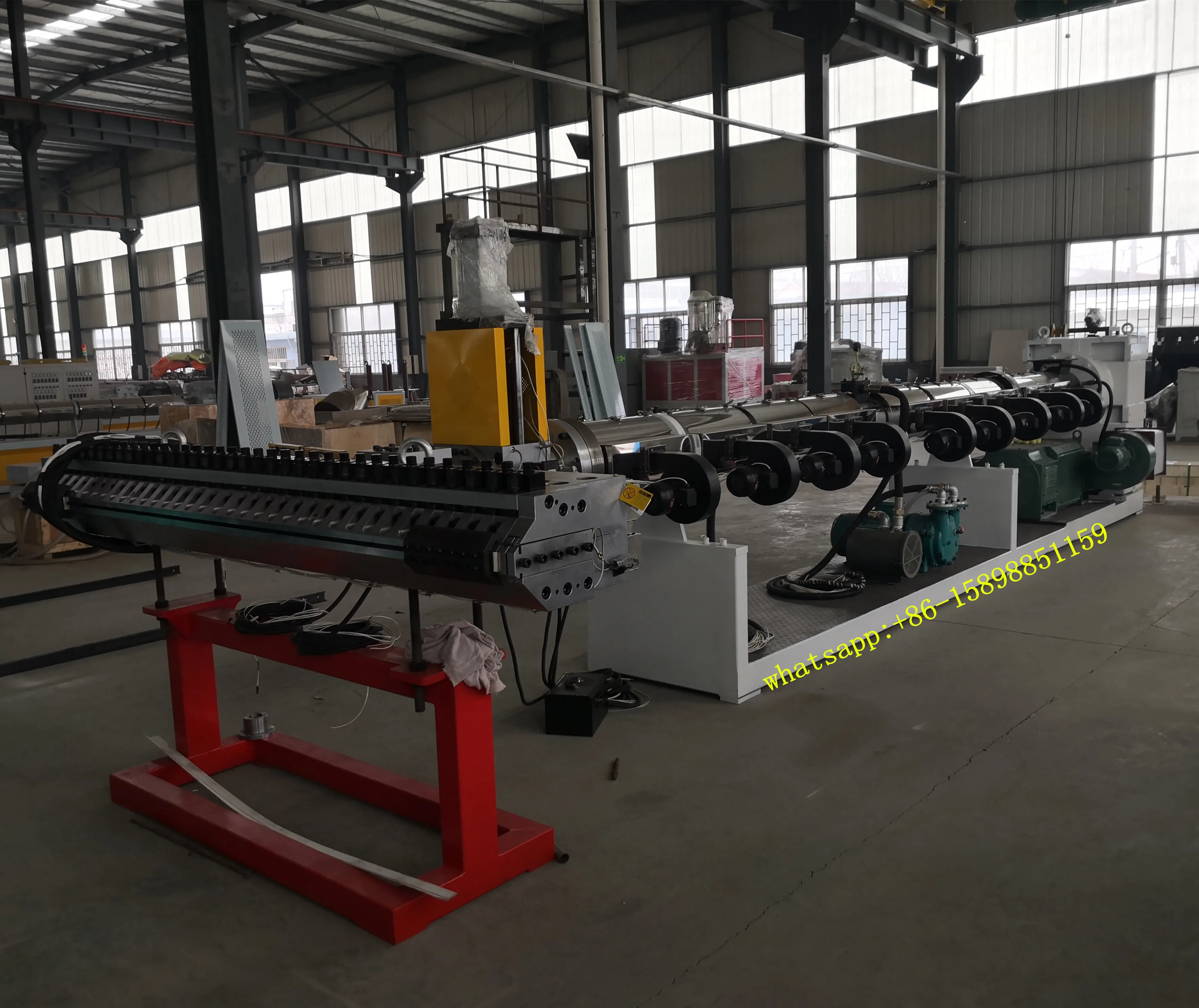 polycarbonate sheet machine
