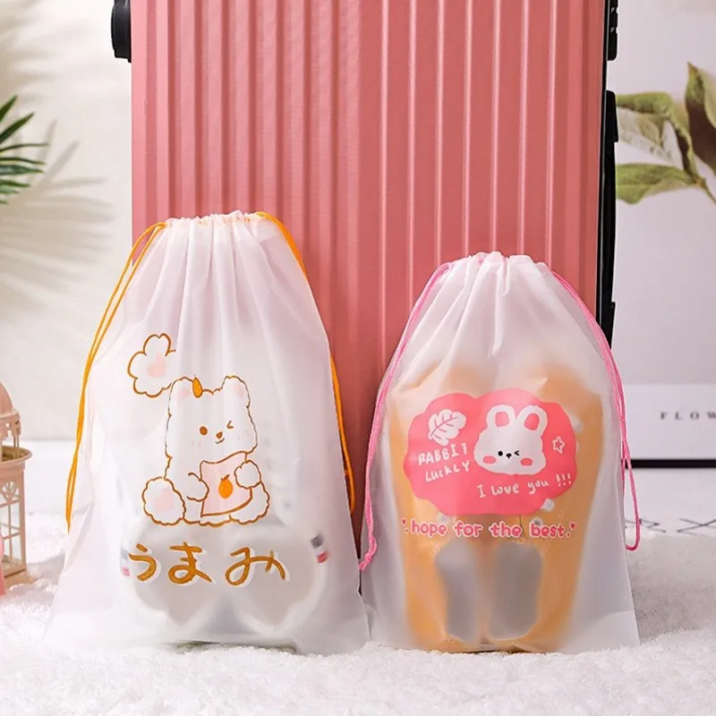 Пластиковая упаковка для одежды