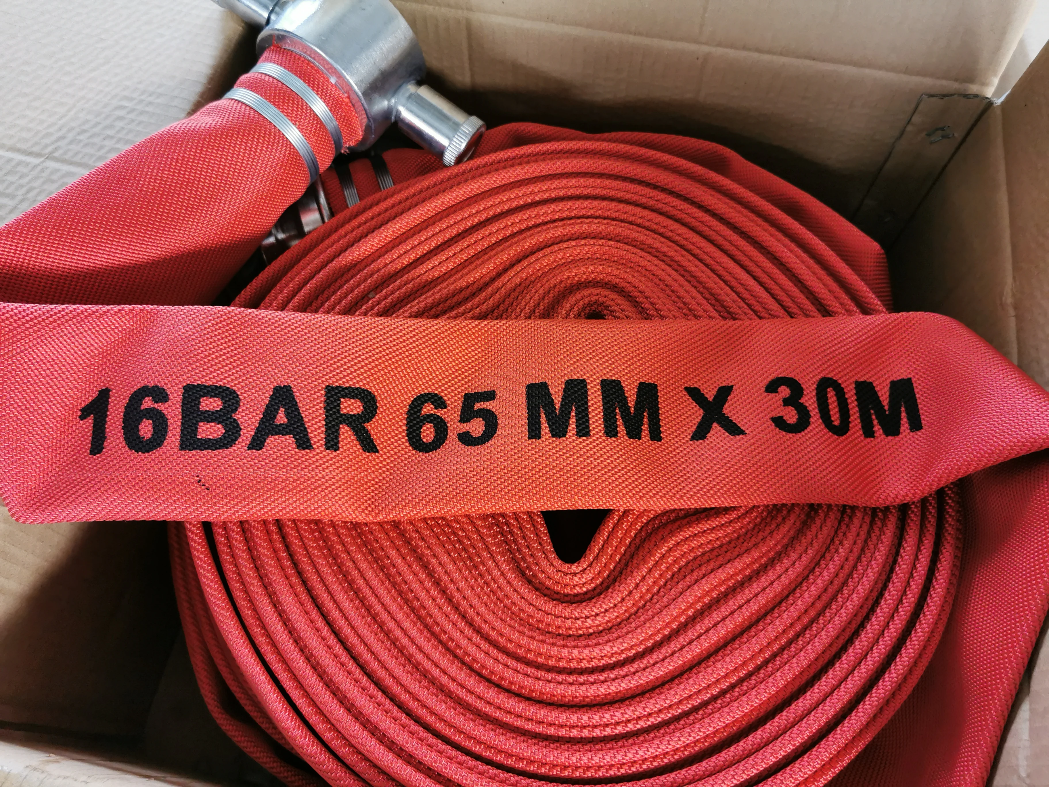 High quality Single Jacket white, red Fire hose, fire fighting, marine discharge hose, with aluminum coupling in Africa