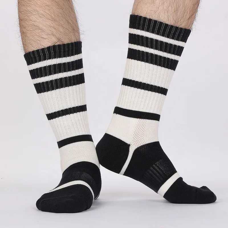 
Flat Moisturizing Custom Printing Embroidered Bulk Wholesale Socks 