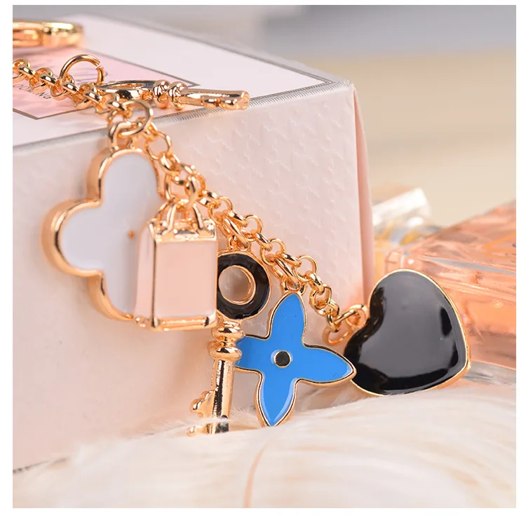 Korean Style Love Key Holder Metal Crystal Keychain Key Chain Lovely Pendant Gift Charm Keyring (KC359C)