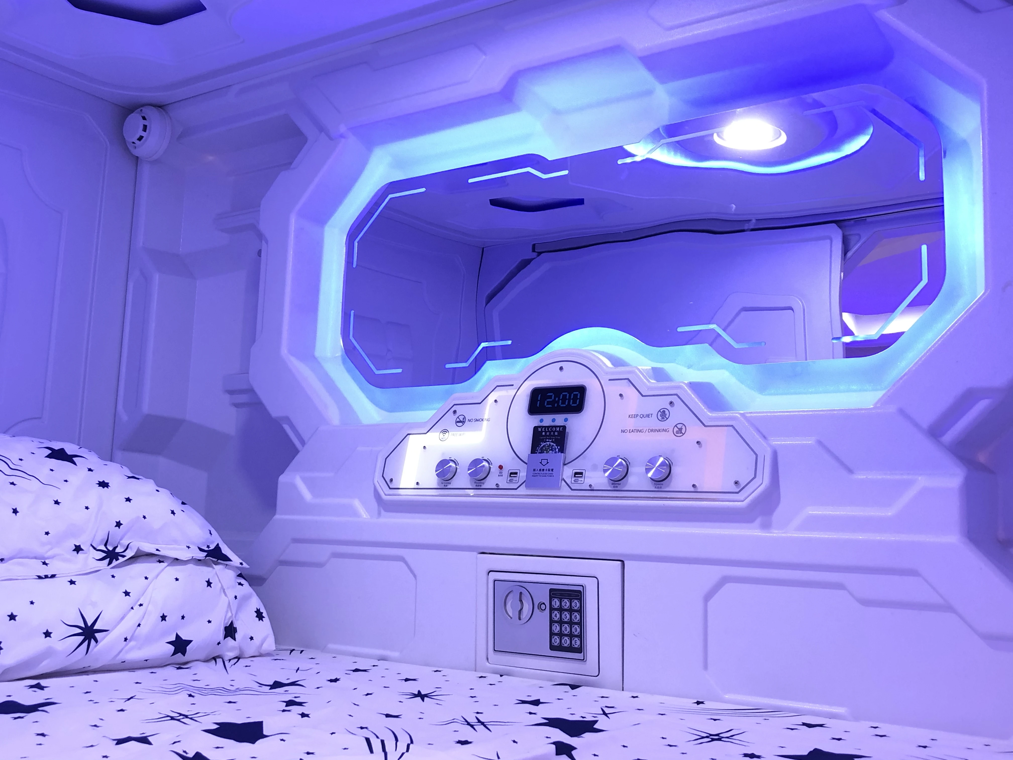 
WIMI Factory Price Bunk Beds Popular space capsule hotel bunk bed capsule Sleeping Pod For Express Hotel 