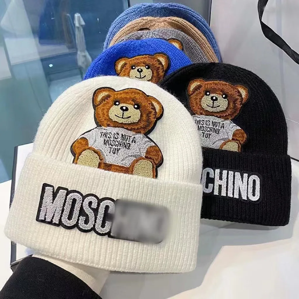 HT-2397 Wholesale Autumn and Winter Fashion Exquisite Bear Embroidery Solid Keep Warm Knitted Hat Beanies Custom Logo
