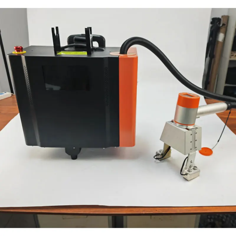 CNC LY innovative pull rod laser cleaning machine for mold cleaning marks