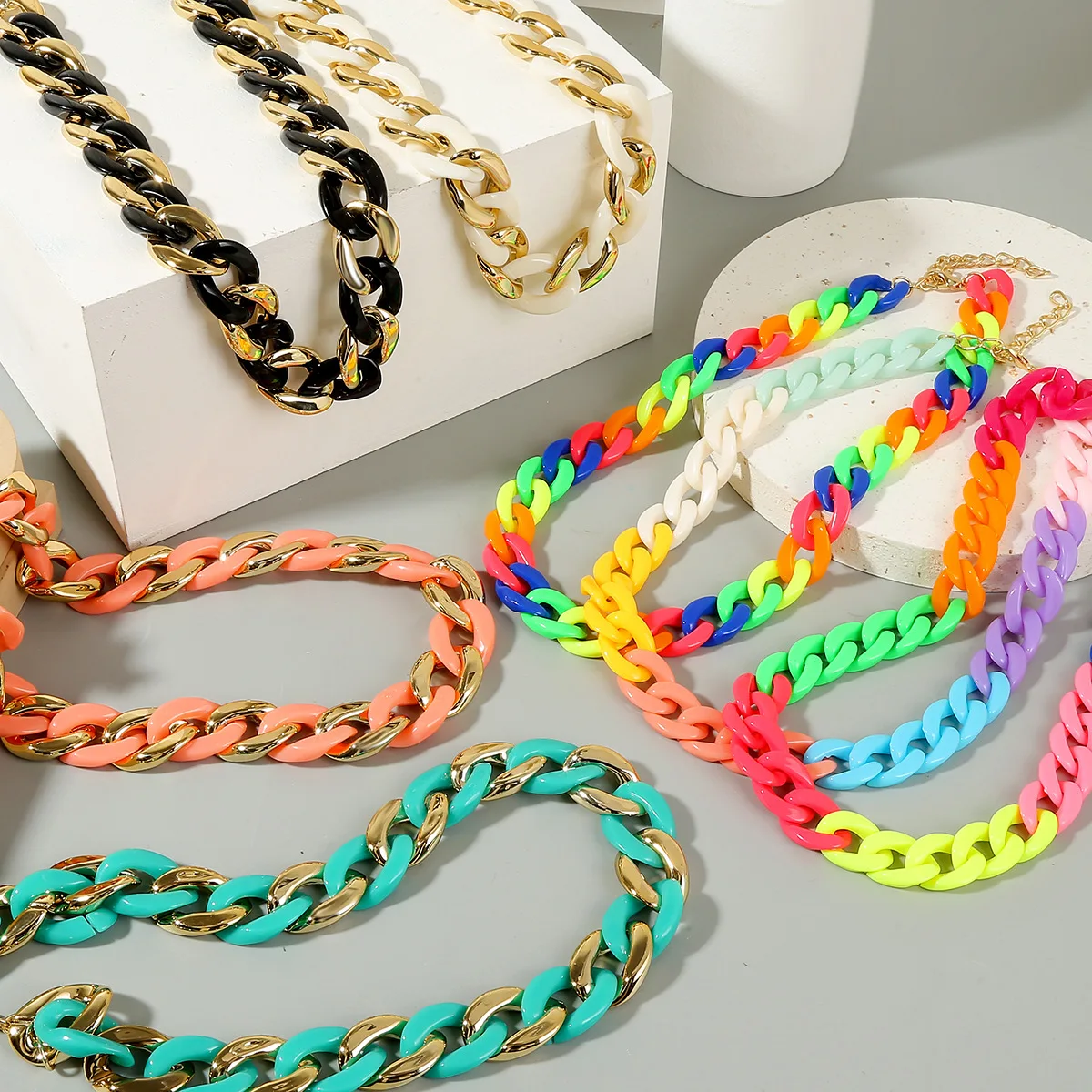 Cuban Chain Necklaces Acrylic Colorful Choker Punk Collars Clavicle Chain Fashion Women Jewelry Summer Beach Ornament Accessory