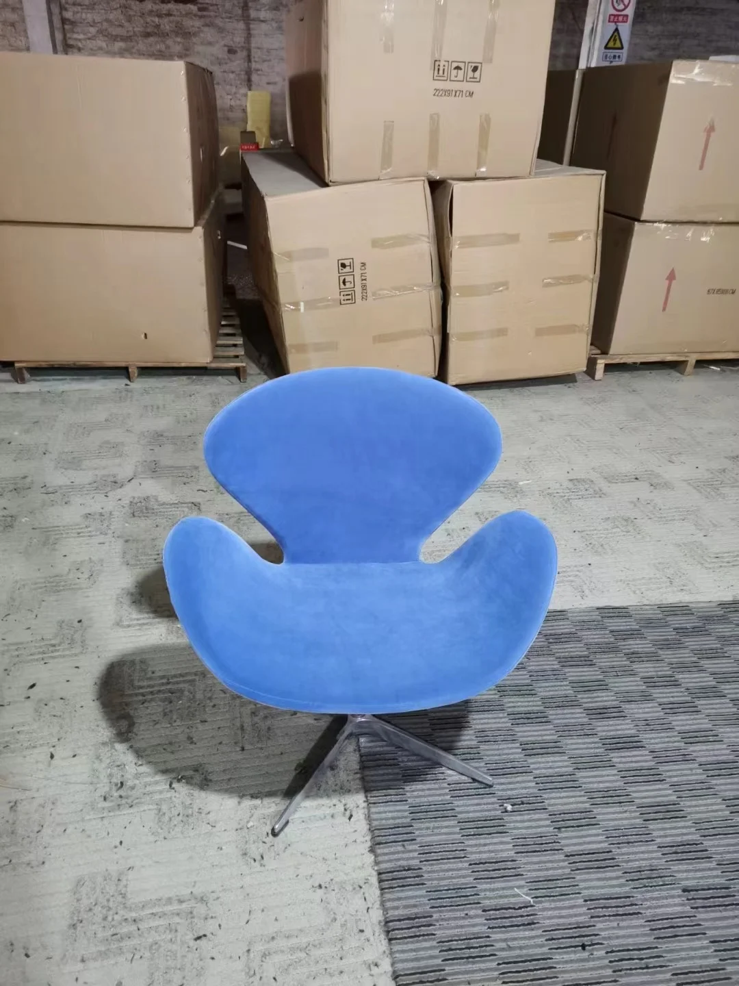 High Quality Modern Wholesale Dining Room Furniture Velvet Chair Swivel Leisure Dining Chair furniture chair with Metal Base