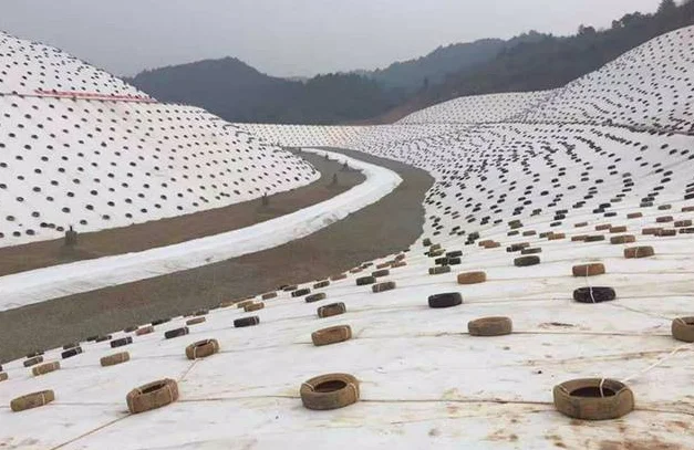 Нетканый прочный геотекстиль штапельного волокна полипропилена Гео текстильная сумка для пляжного зонтика срабатывает защита