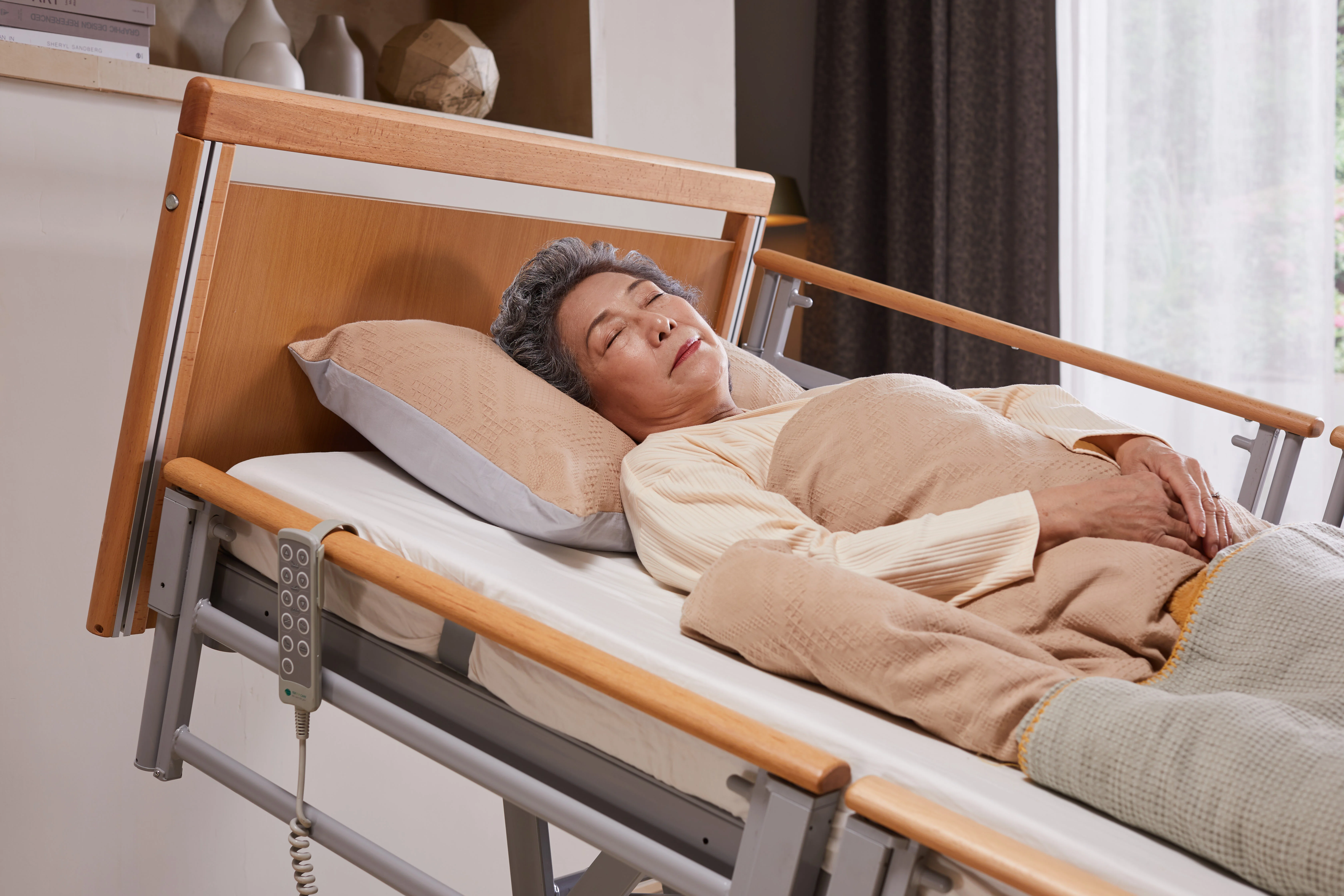 Tecforcare One-button Brake Adjustable Beds 5 Function Electric Hospital How Care Bed for The Elderly
