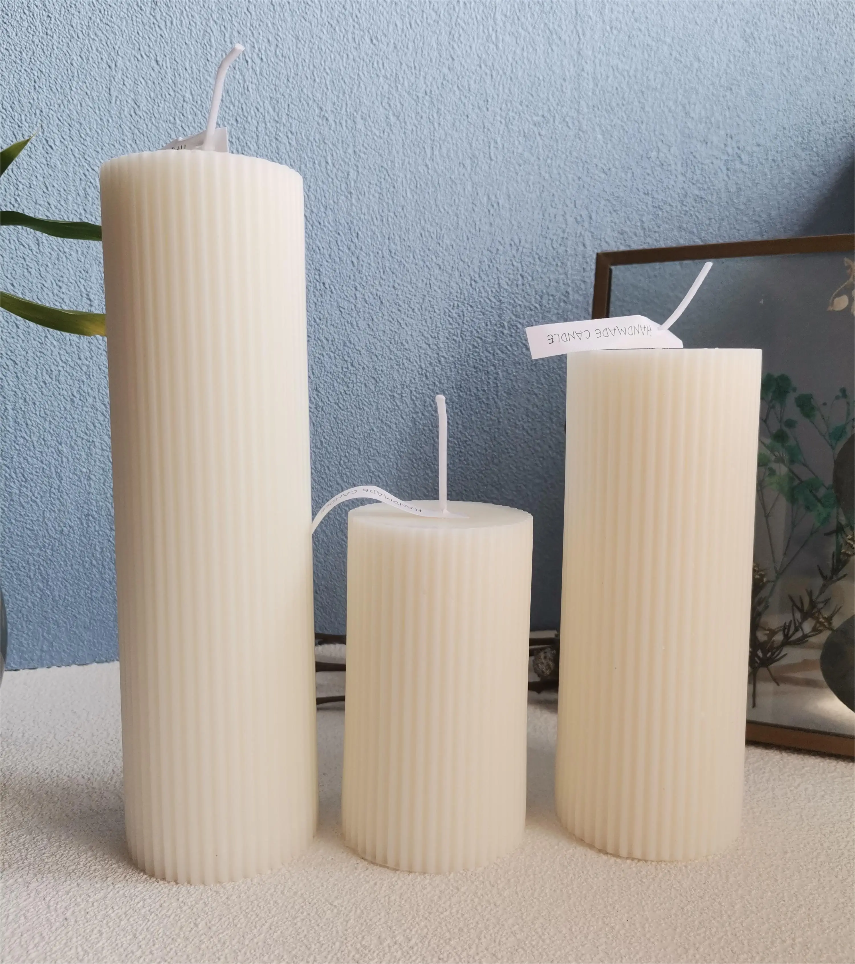 Wholesale Export Private Label Ivory White Vertical Stripe Pillar Candles for Banquet Wedding Home Decoration