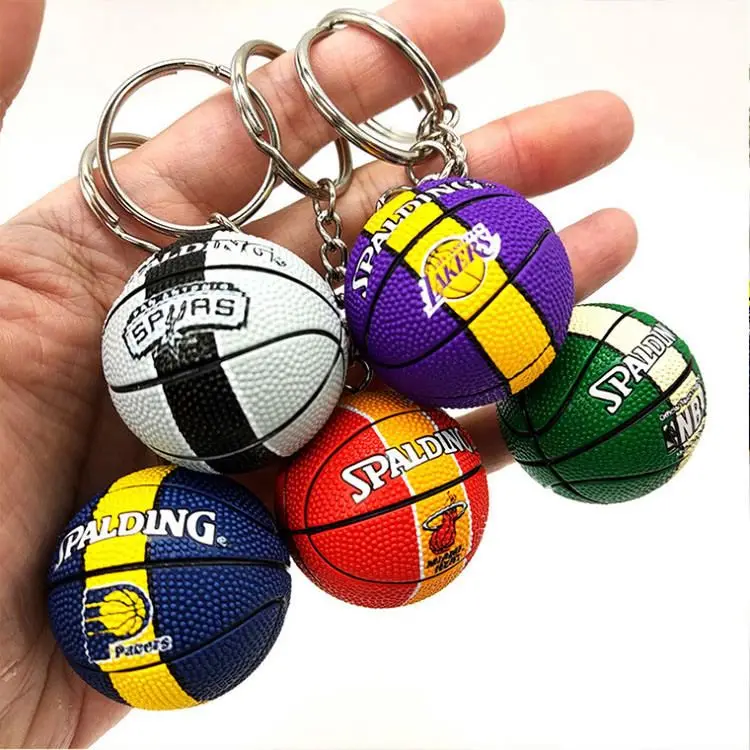2023 hot selling mini shoes 3d slipper sneaker keyring car key chain brand bulk basketball shoe keychain with box