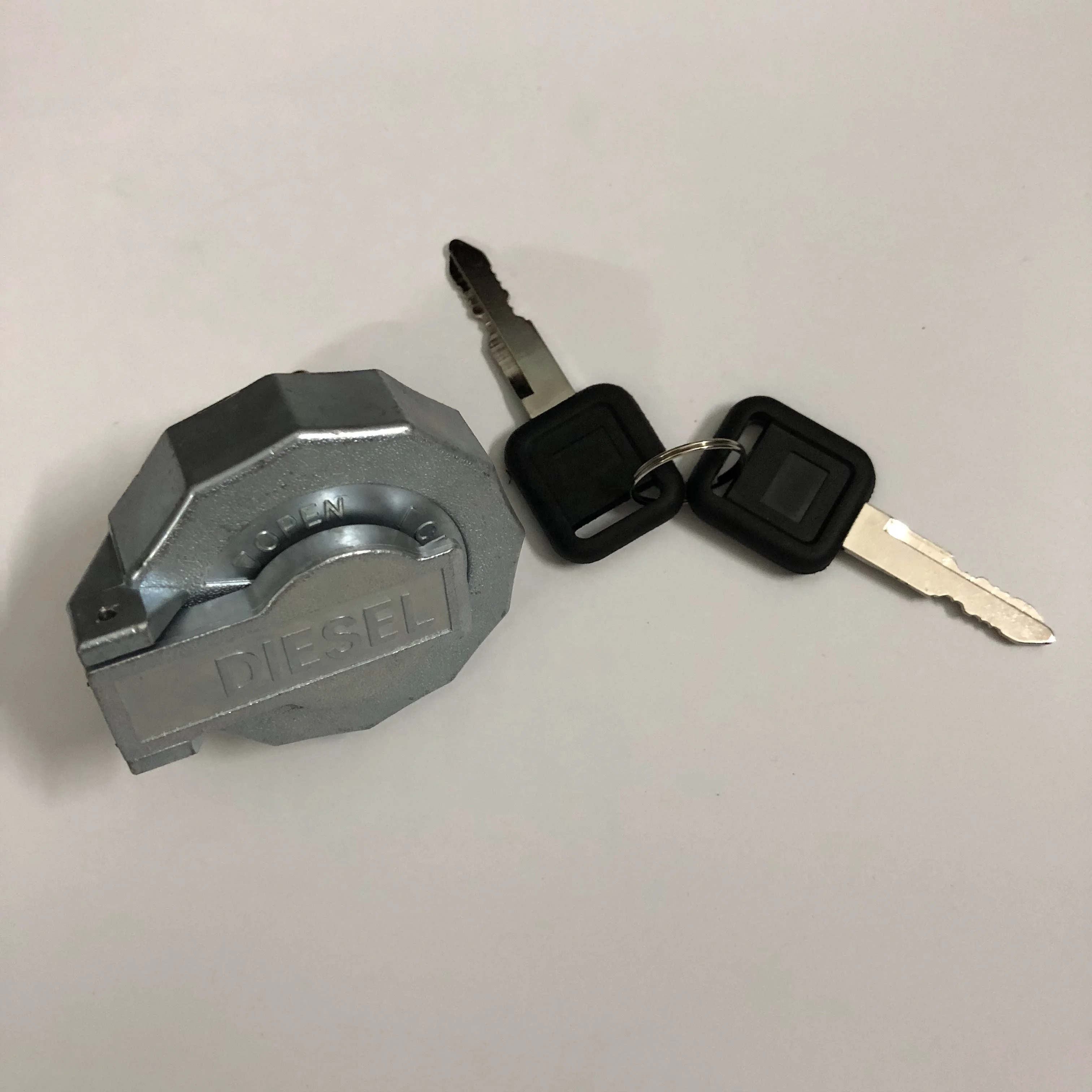  Крышка топливного бака 8970956862 8943601650 для ISUZU