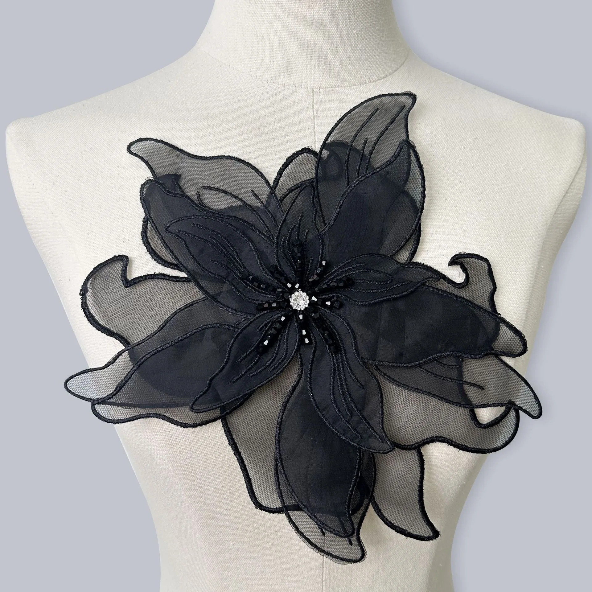 PE506 hot selling 3D embroidery flower brooch Organza 4 layers flower patch for dress