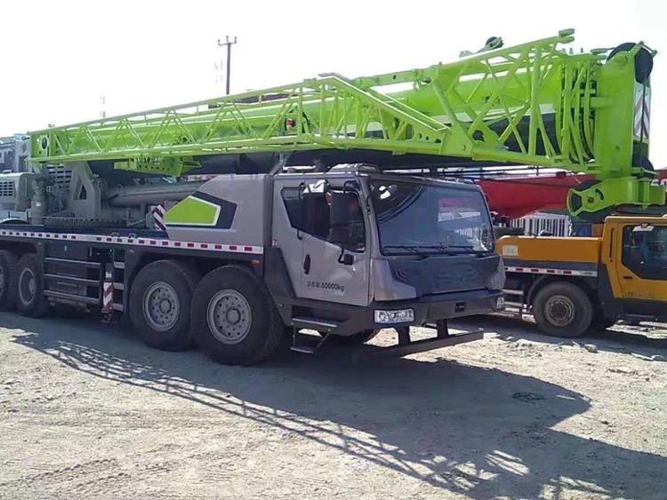 100 Ton Truck Crane with 150t Hook ZTC1000V653 Crane Truck for sale Earth Moving Machine