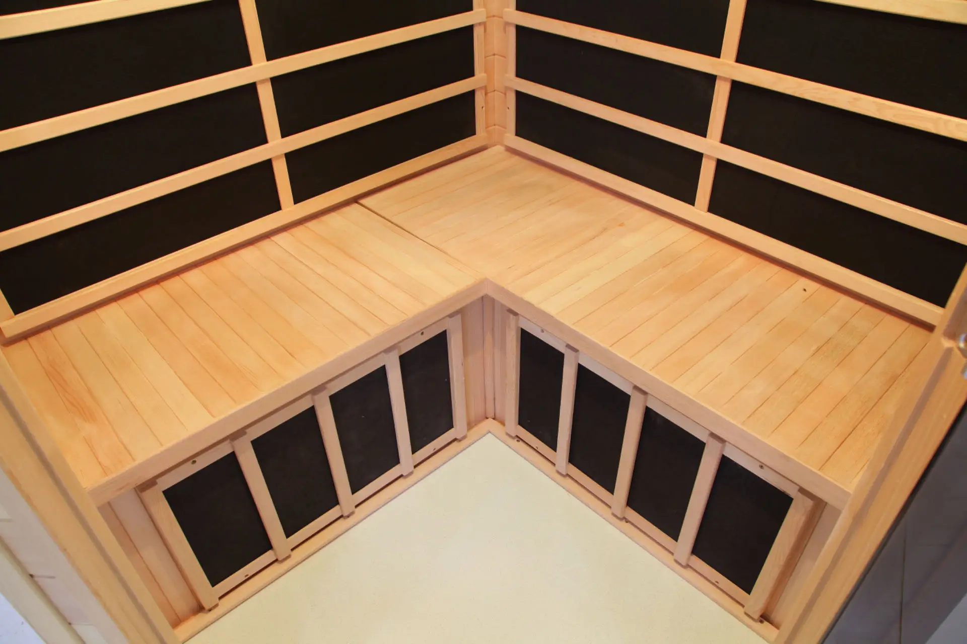 Corner Solid Hemlock/Red Cedar Home Wooden Sauna Carbon Panel 4 Person Size Infrared Sauna Room