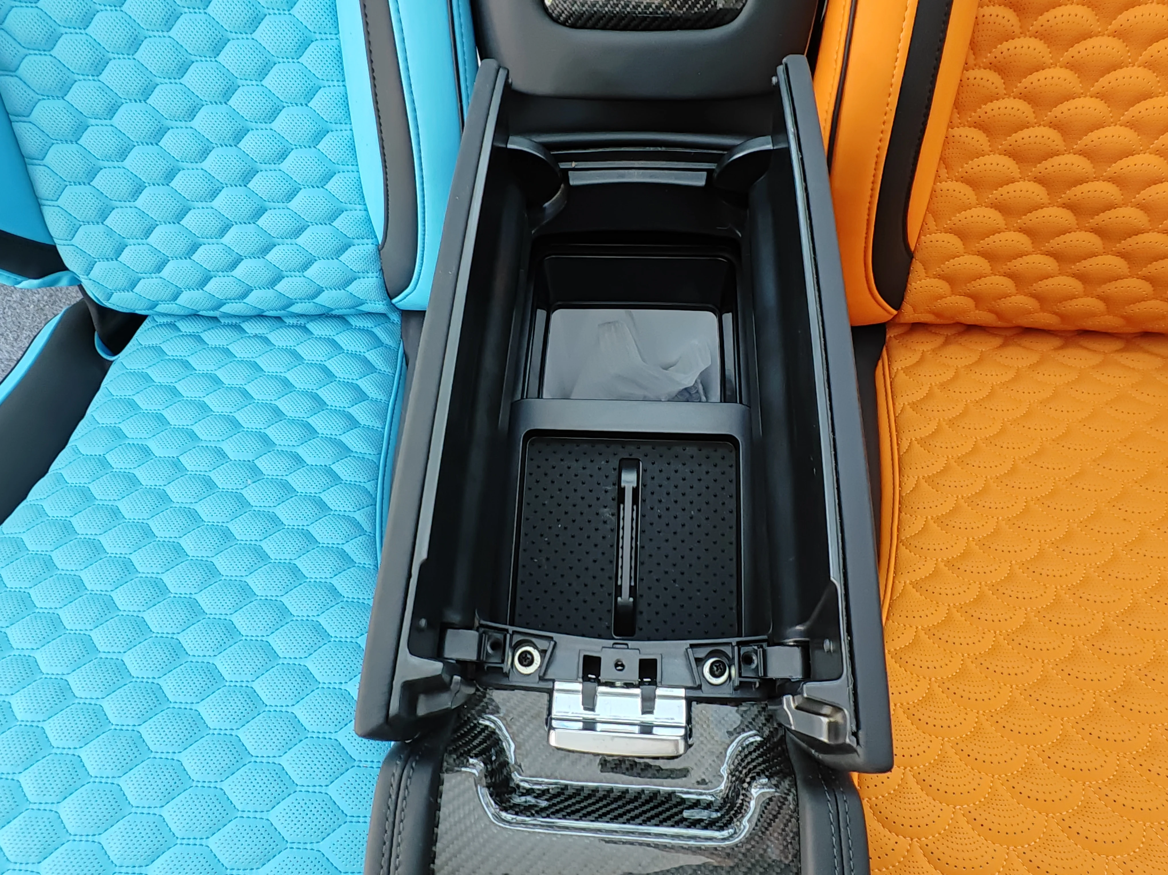 G Class Auto Parts  luxury  upgrade customized interior accessories kit vip rear seat for cars G350 G500 G63  g65 W463  g wagon