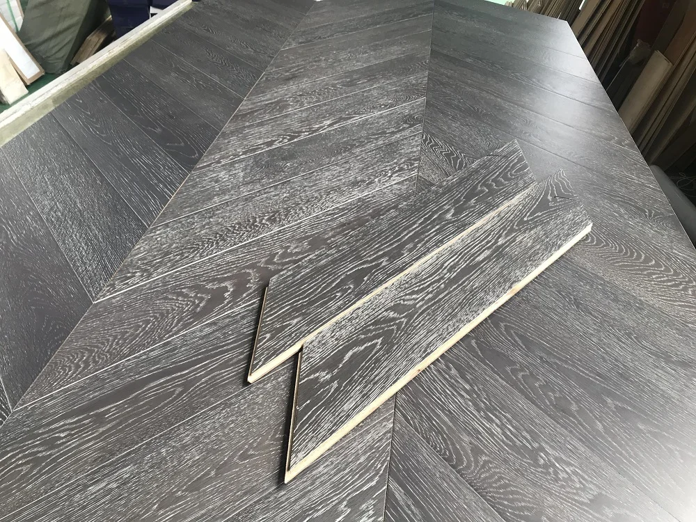 2021 Parquet Flooring Tile Apartment Traditional Multilayer Engineered Wood Flooring For Sale New Design Oak Teak