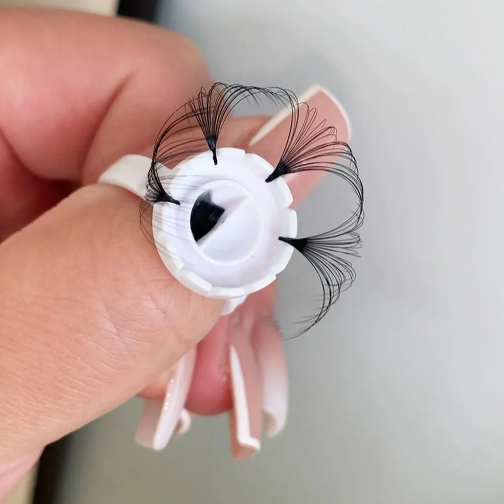 Meecil Lash Glue Low Odor Custom Private Label Strong Fast Drying Time Eyelash Extension Glue