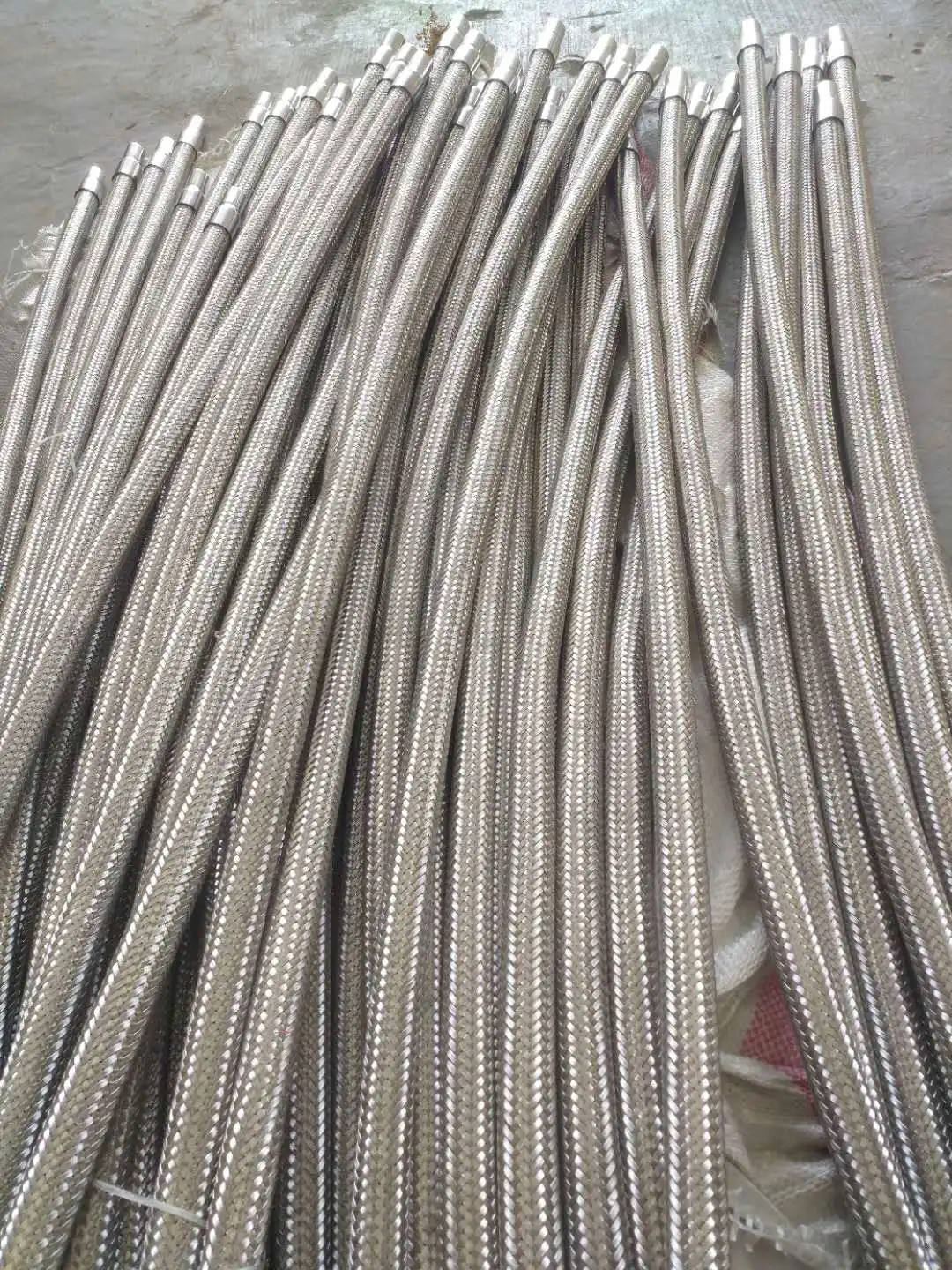 China factory wholesale flexible hose with braided  for fluid pipeline connection