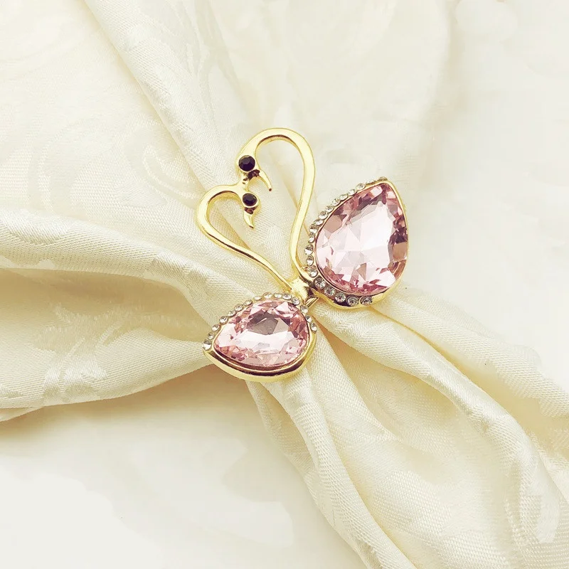Exquisite Pink Rhinestone Swan Wedding Banquet Dinner Napkin Ring Hotel Restaurant Dedicated Mouth Cloth Napkin HWD19