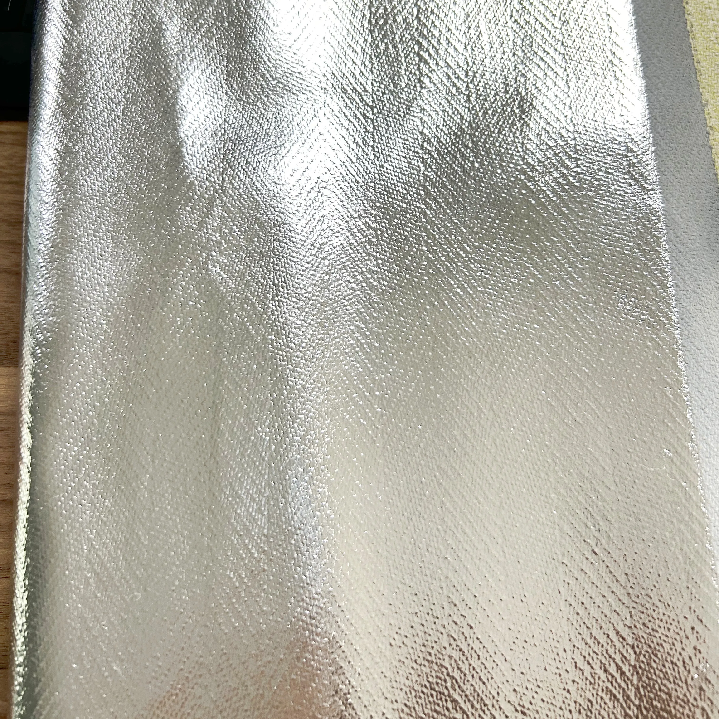 High Temperature Fire Retardant Aluminum Film Coated Aramid Fabric Heat Radiation aluminized fabric For Welding Clothing