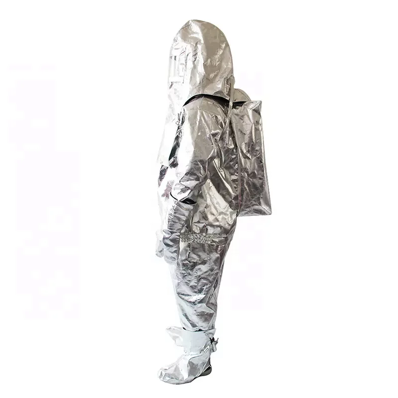 Full body heat resistant fire fighting suit with aluminum foil