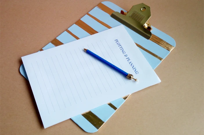 New Design Office and School A4 Wood Fiber Density Board Metal Clip File Clipboard with Notepad