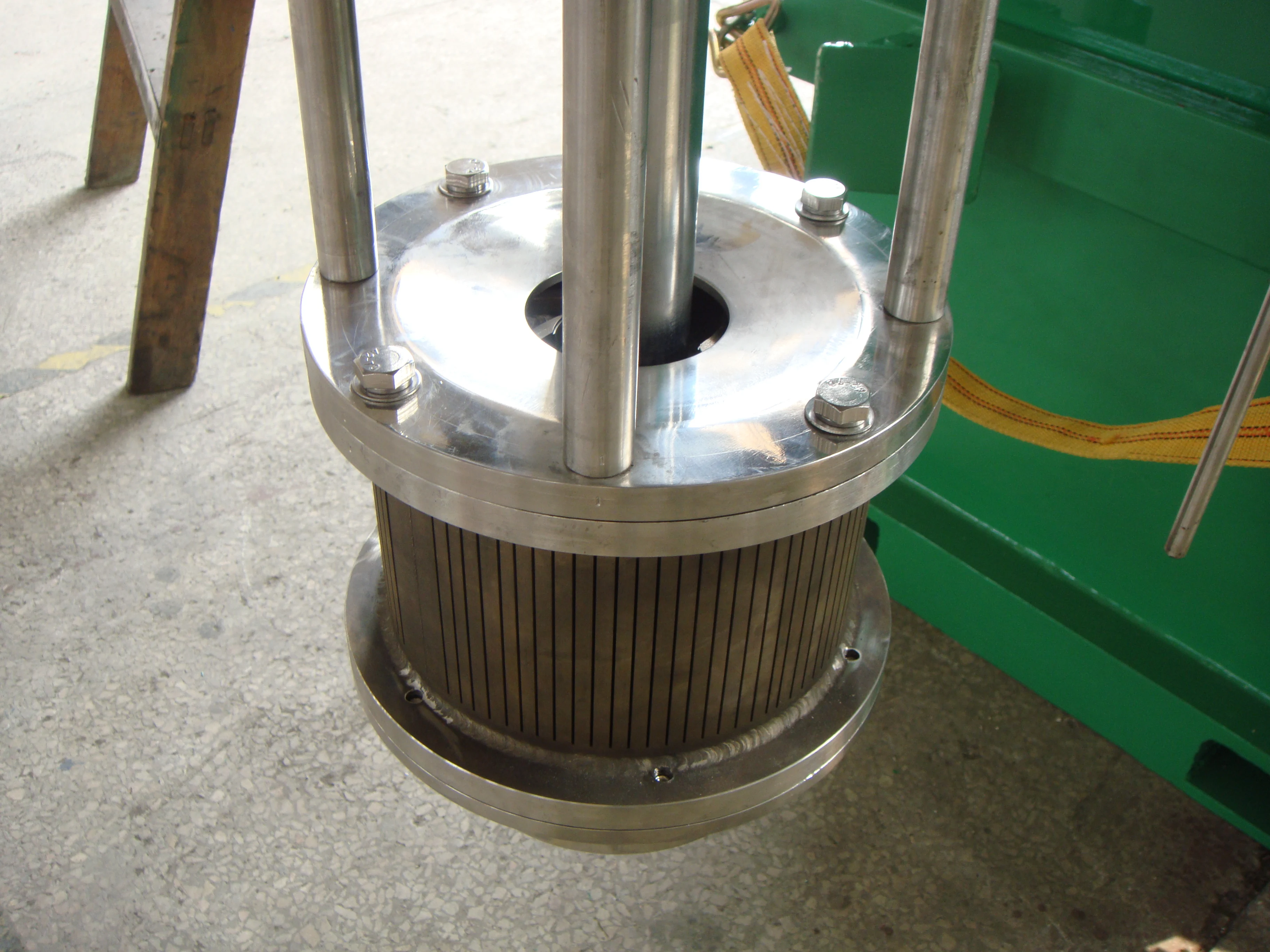 Liquid Grinding Equipment Vertical Basket Bead Mill machine