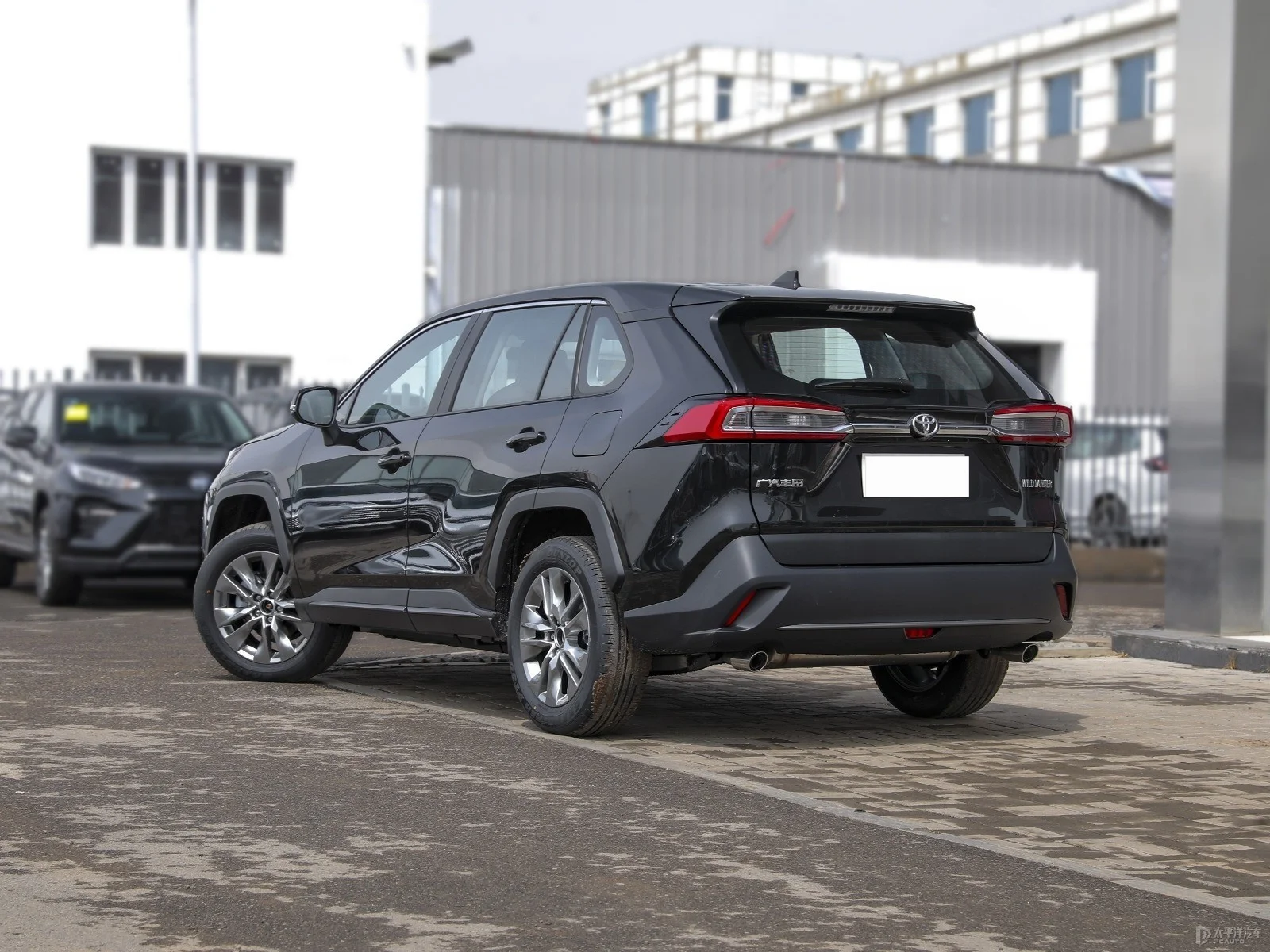 T-OYOTA Highlander 4WD 2.5L 192 H-P L4 высокопроизводительный 7-местный внедорожник среднего размера новые энергетические автомобили с бензиновым электрическим гибридным двигателем