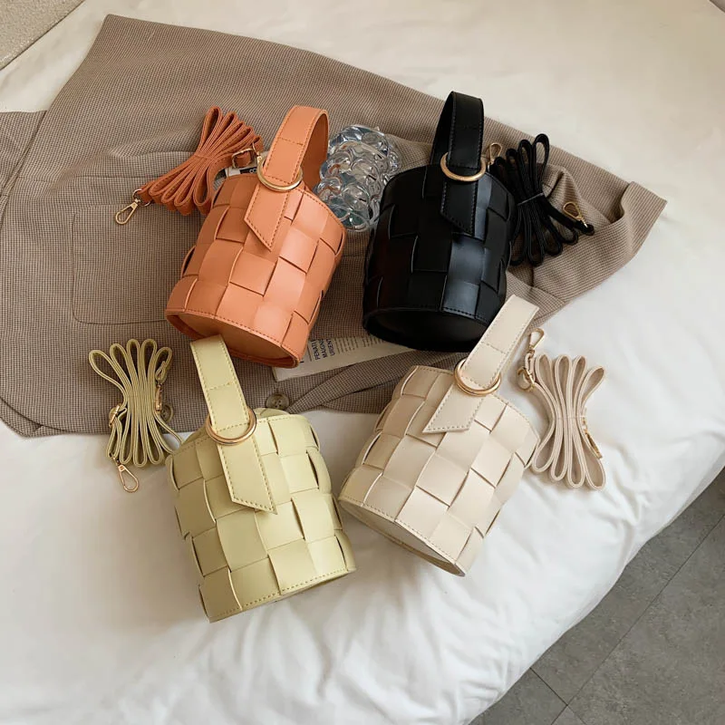 New collection texture woven hand bags fashion ladies shoulder bags 2022 sling bags for women girls shoulder