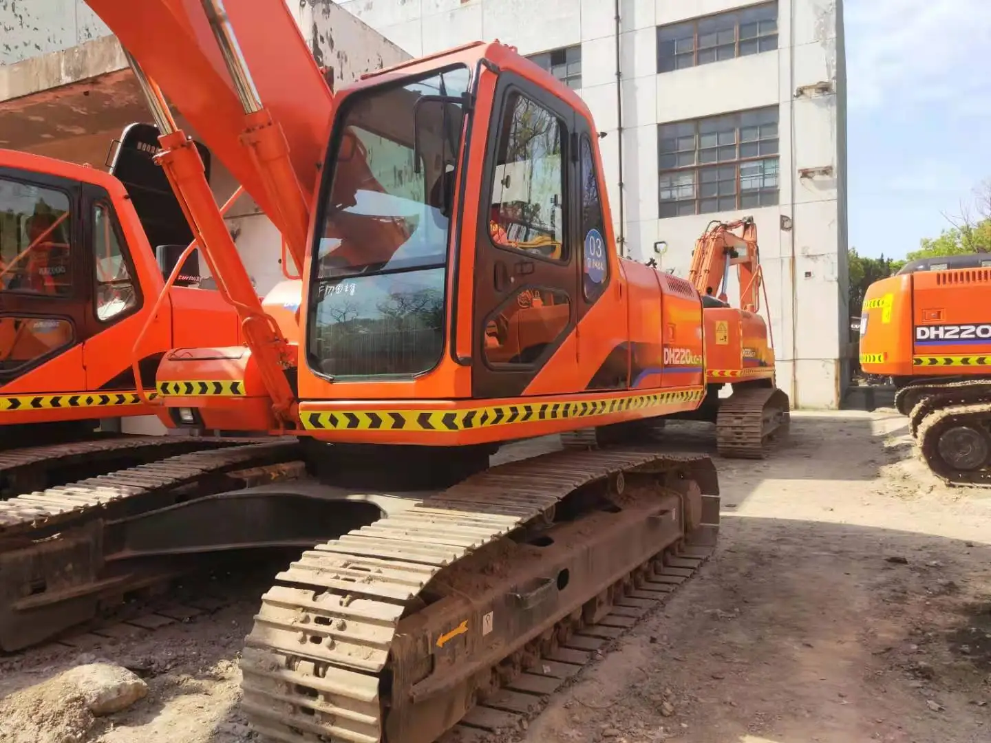 Doosan DH220LC-7 Used Excavator, DAEWOO DH220-7 DH210 DH225 Excavator 2015 2016