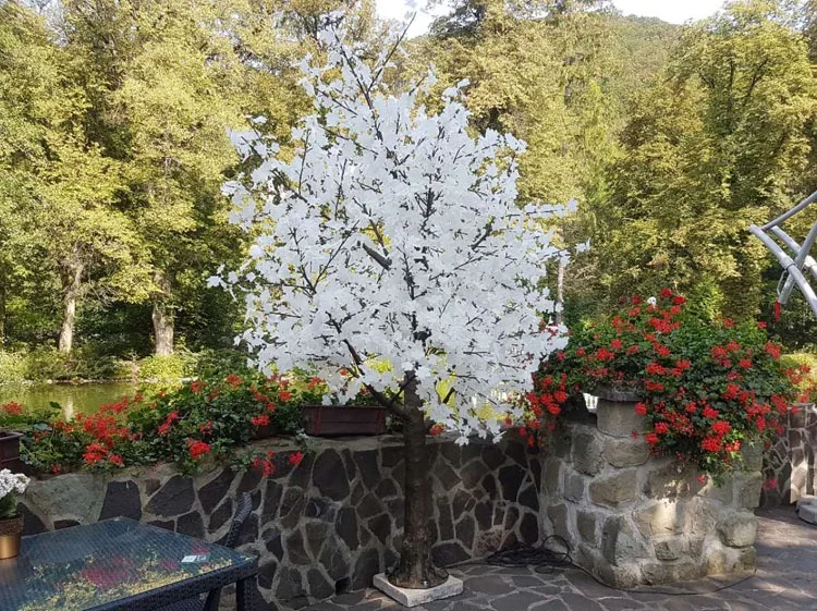 Outdoor white maple LED Christmas tree