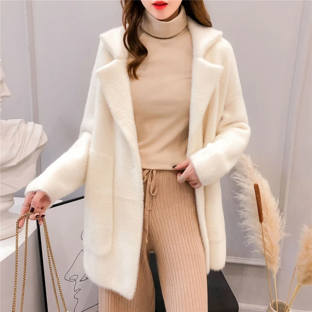 *GC-0831 2022 new arrivalsChinese clothing factory wholesale ladies loose cardigan turn down collar white red faux mink fur coat