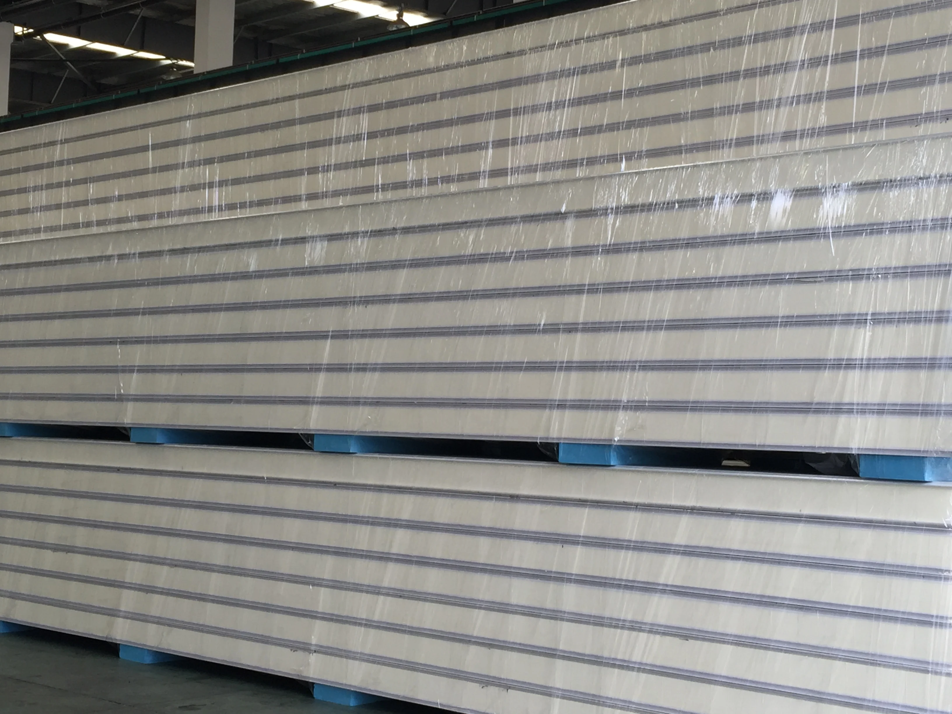 PIR cold room inculstion panels for logistics warehouse