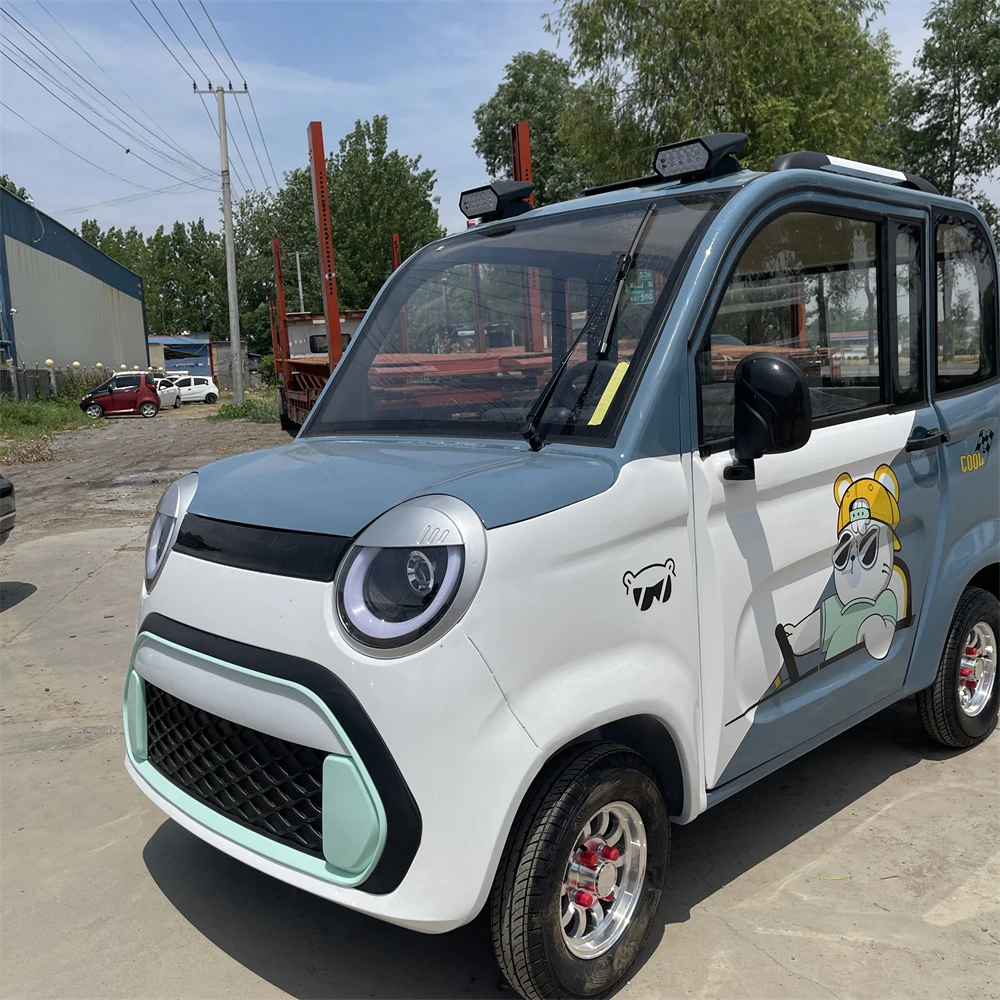 Прямой производитель четырехколесный мини-автомобиль Электромобиль свинцово-кислотный аккумулятор Электрический для продажи