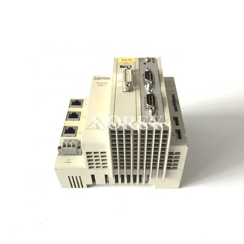 LENZE 3200C модуль контроллера E32GAC10000C4G9XXX-02S13414000 используется в хорошем состоянии