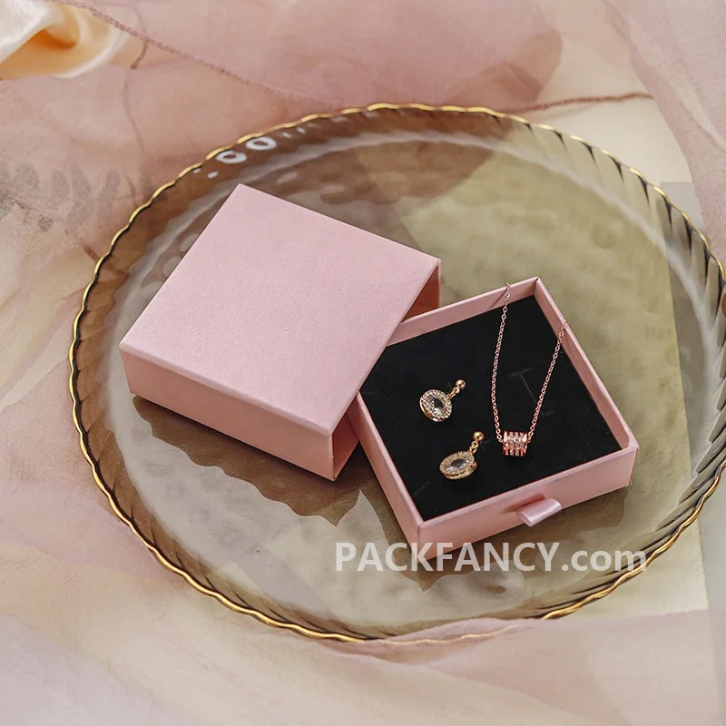 
High Quality Elegant Ready-made Pink Pearl Paper Jewelry Boxes for Necklace Earrings Rings Custom Logo Jewelry Package 
