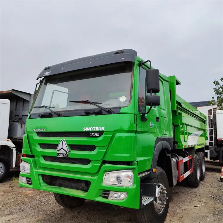 Автомобильный самосвал Howo 8x4 12 колес 371/400/420 л.с.