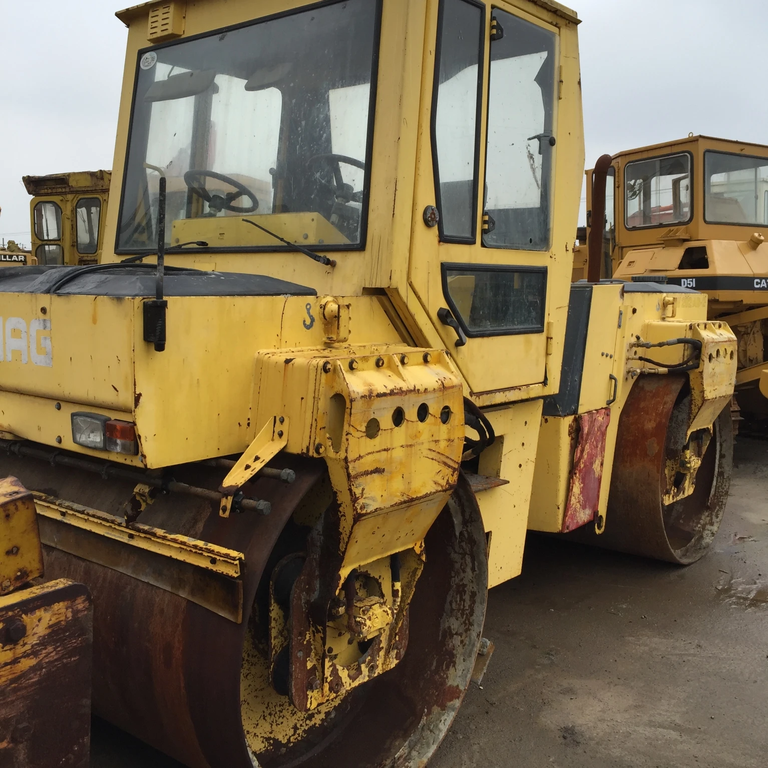 Подержанный дорожный каток BW202AD-2 dynapac CA30D CA25D использованный CA602 CA301 CA251