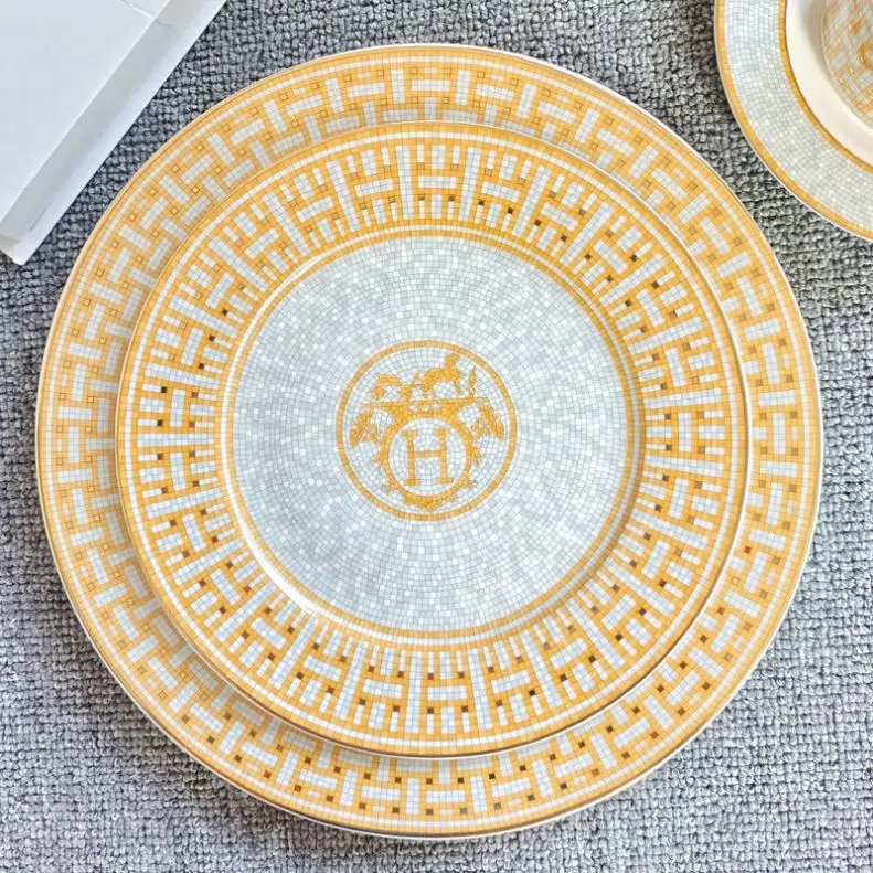 Рекламный производитель OEM роскошные тарелки наборы посуды