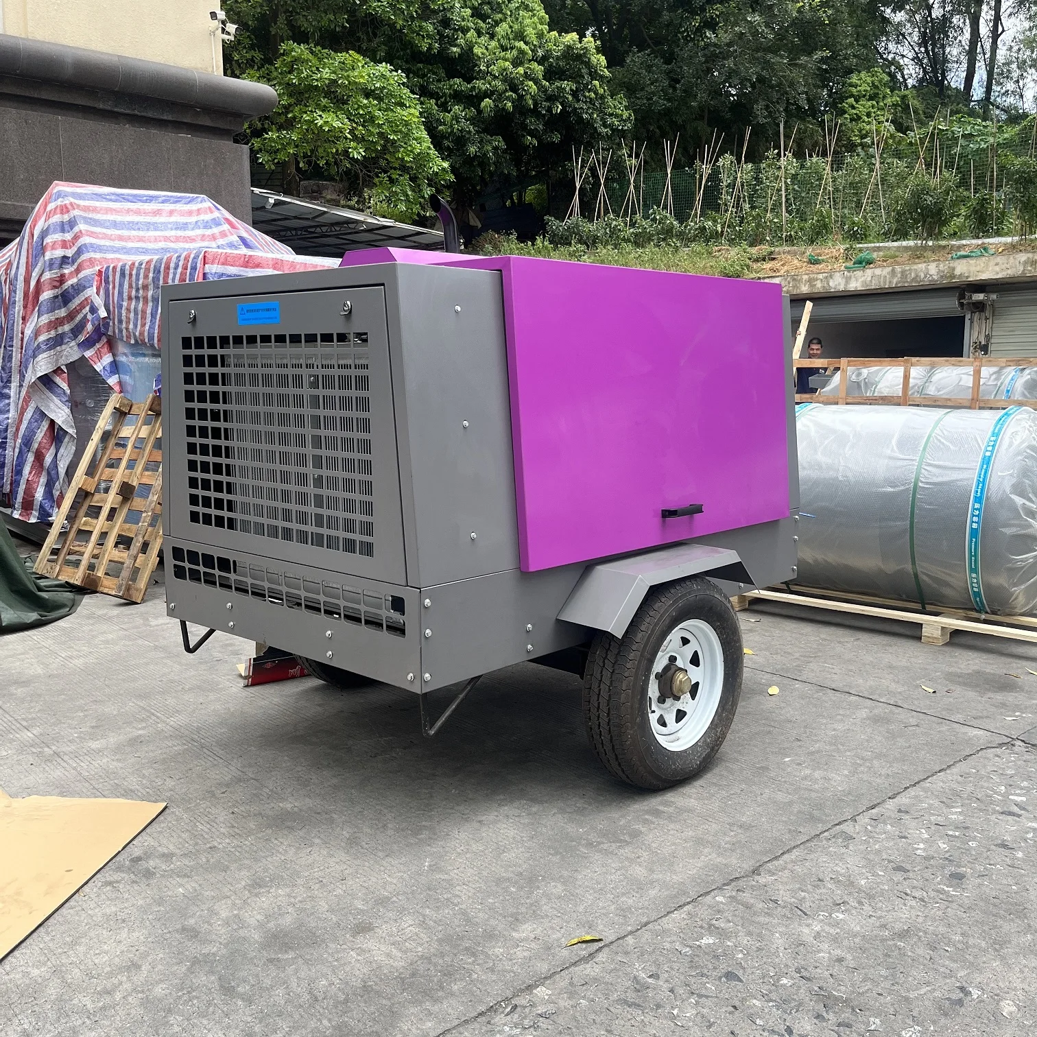 Airstone Industrial 116PSI 185CFM Screw Type Portable Diesel Engine Drive Air Compressor For Digging