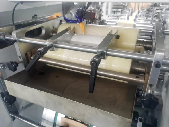 LSD-400 high quality roll fed Sharp Bottom Paper Bag Making Machine lilin machinery withHot-melt glue / cold glue