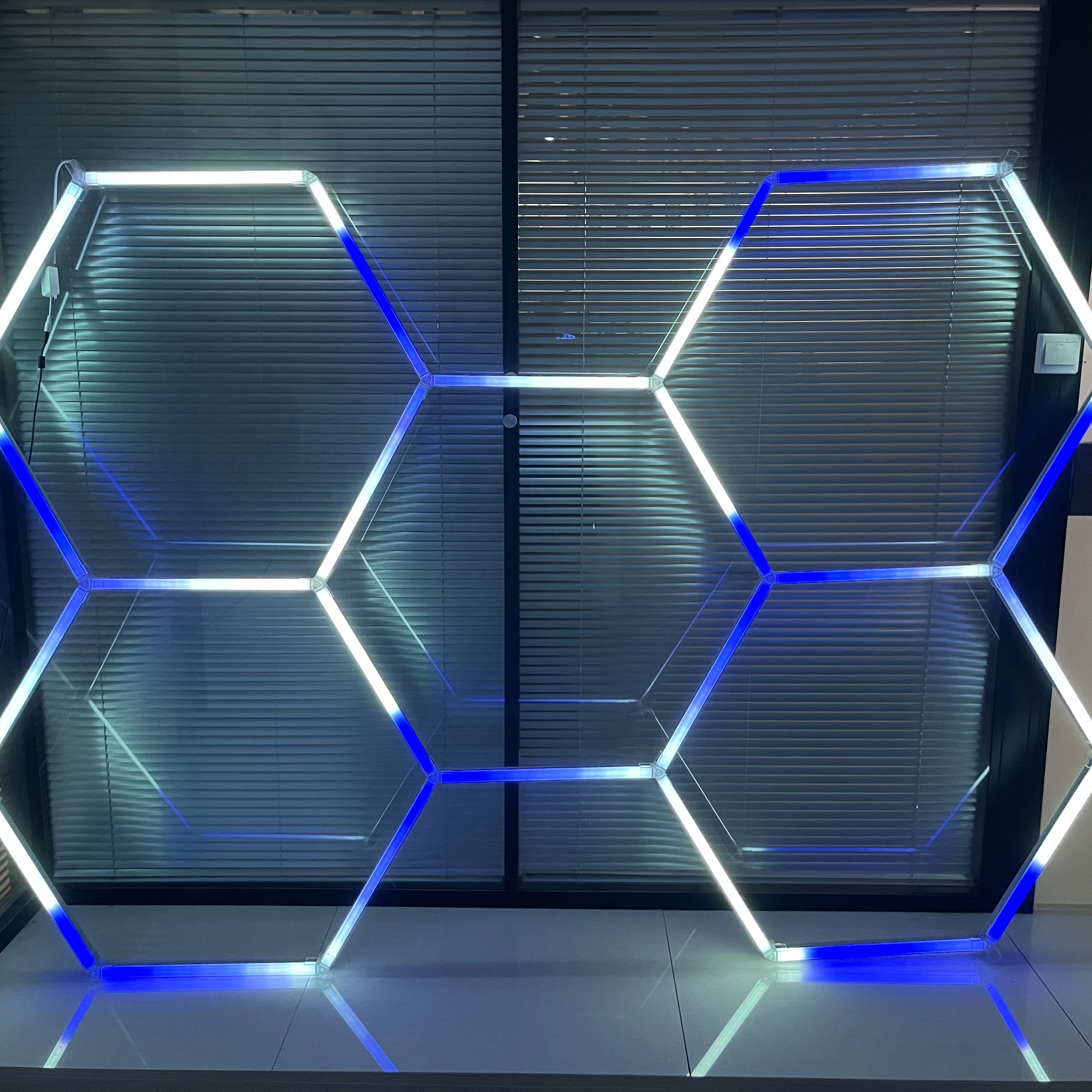 Оптовая продажа на заказ, дистанционное управление, шестигранное освещение, Rgb, светодиодный рабочий свет 12 В, RGB свет